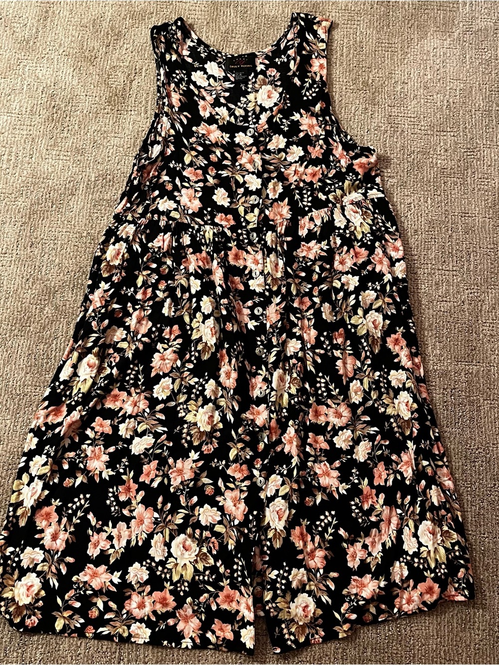 Vintage Floral Sleeveless Midi Dress in Black and Pink